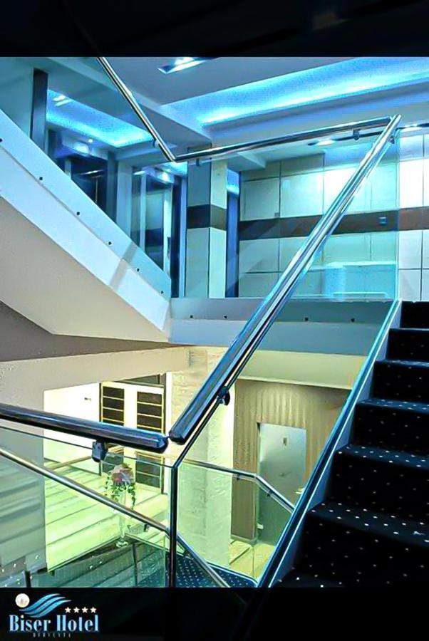 Biser Hotel Derventa Екстериор снимка