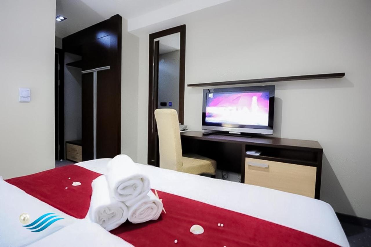 Biser Hotel Derventa Екстериор снимка