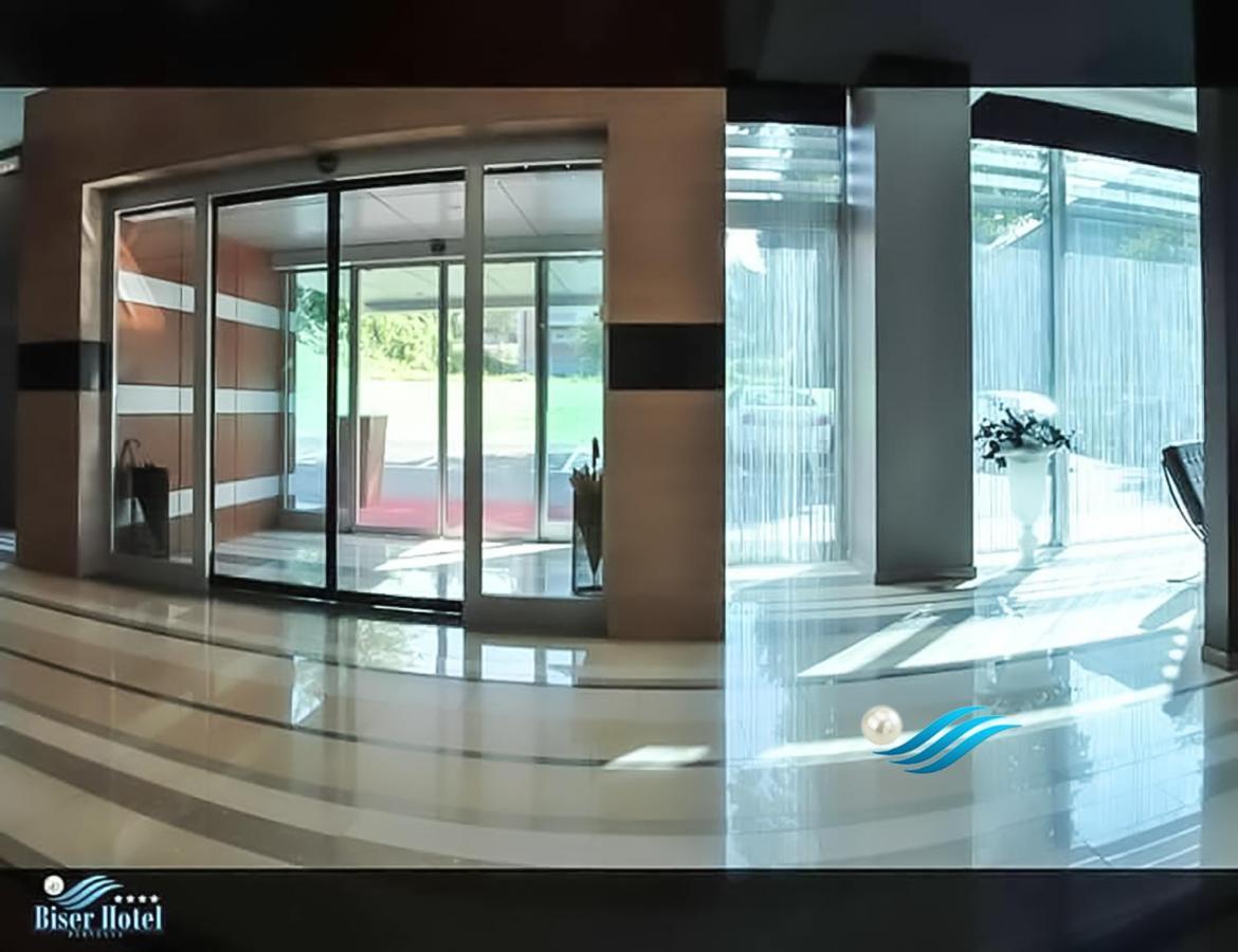 Biser Hotel Derventa Екстериор снимка